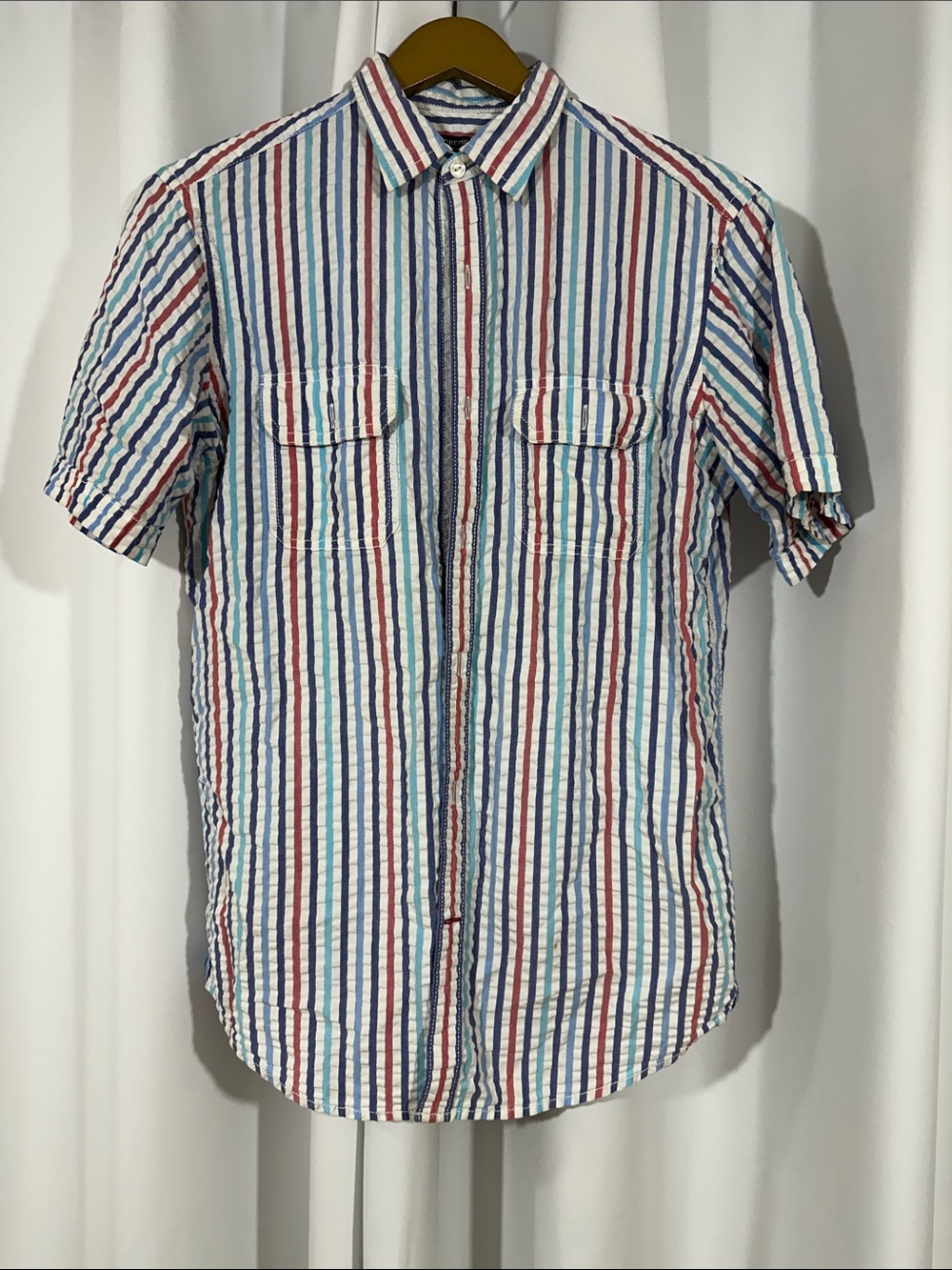 Cremieux Classics Shirt Men's Small Seersucker Stripe Button Front Cotton